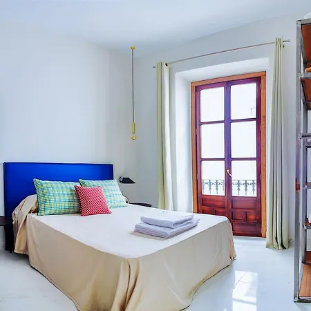 Guest house Oyo Leiva 3*