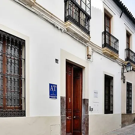 Guest house Oyo Leiva